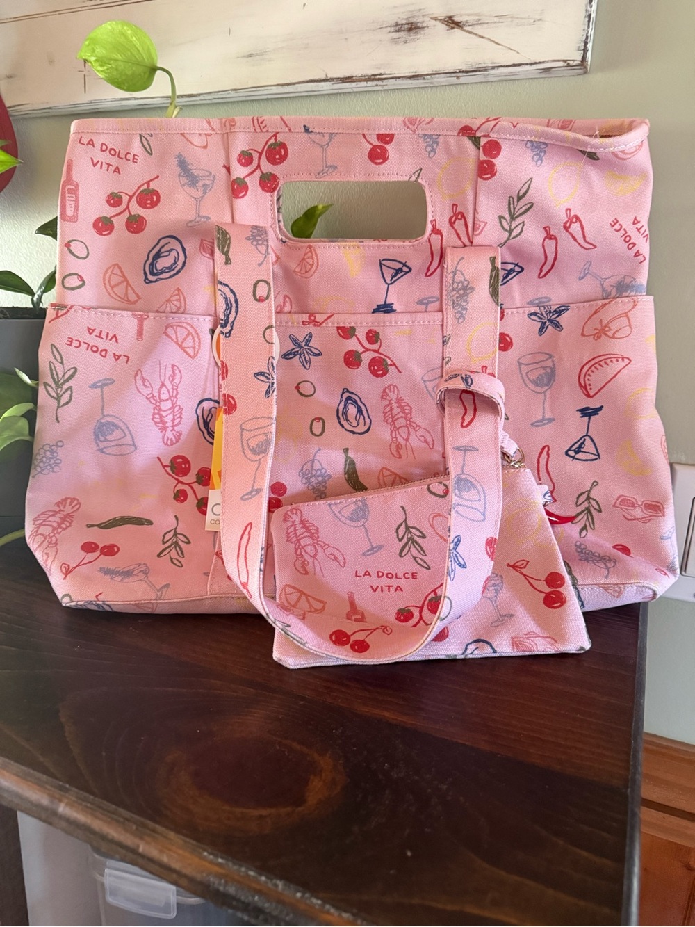 C&C California Pink La Dolce Vita Canvas Tote with Detachable Pouch - Picture 2 of 13